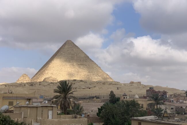 LES PYRAMIDES D’EGYPTE : Au-delà de vestiges monumentaux, des leçons sur les Egyptiens